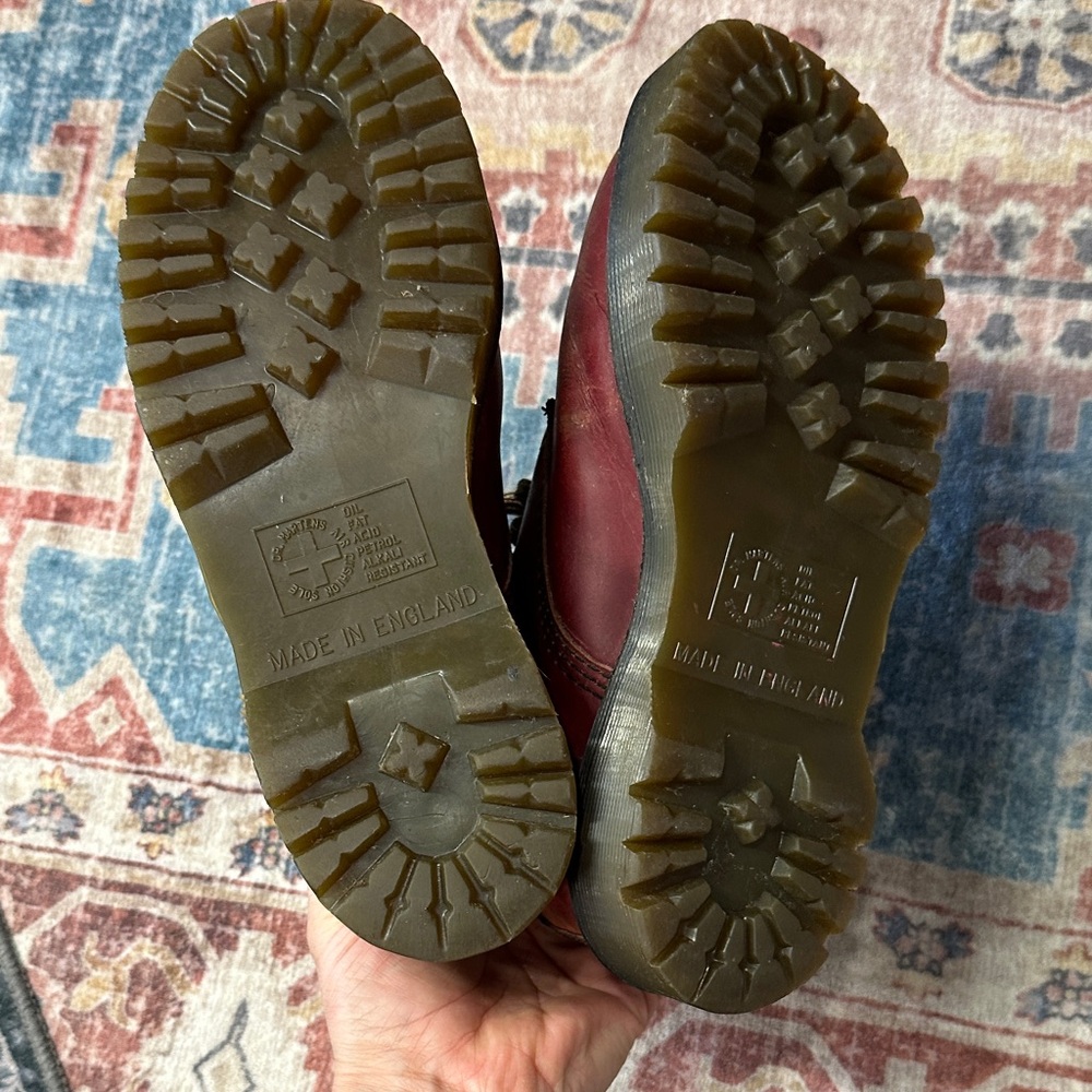 Dr. Martens Burgundy  Leather MADE IN ENGLAND - Picture 7 of 13